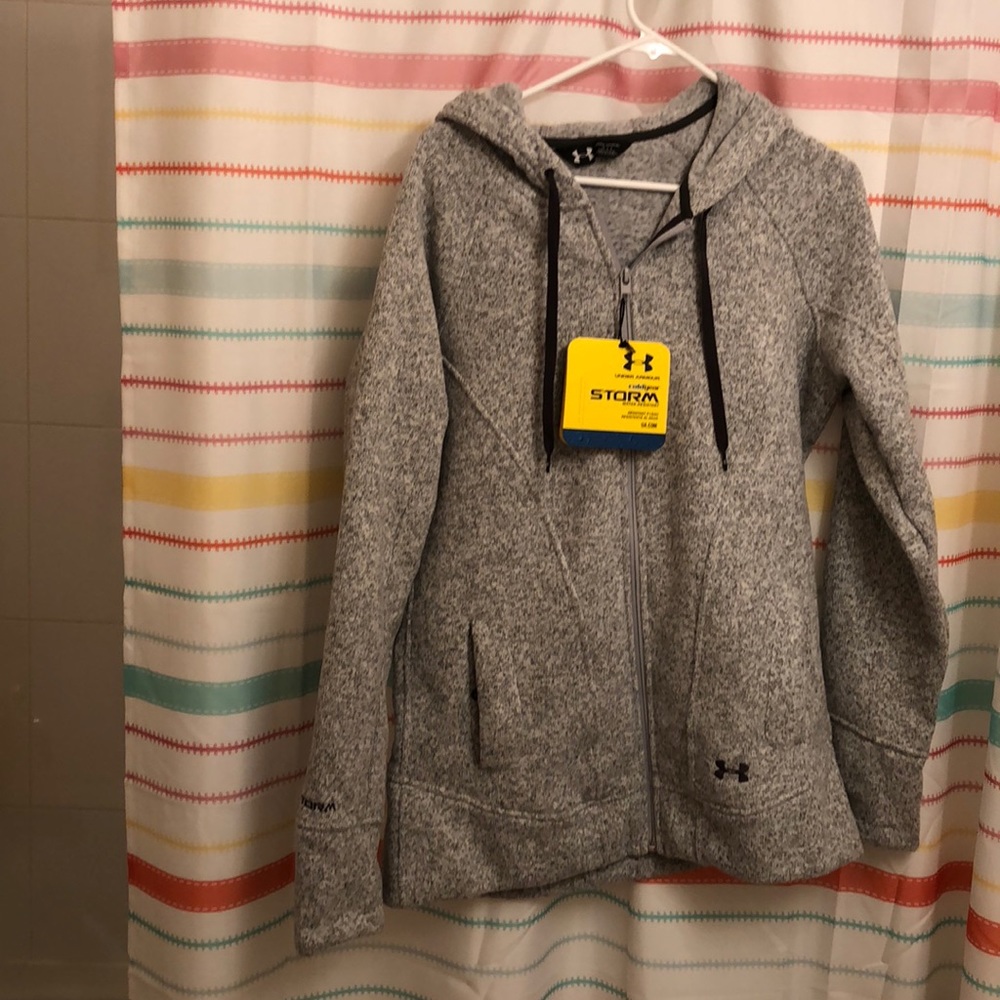 Under Armour Cold Gear sweat shirt